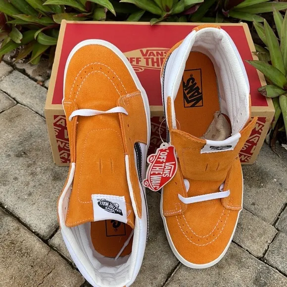 VANS Men’s SK8-HI RETRO SPORT Sneakers