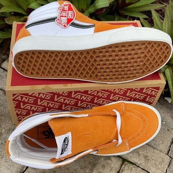 VANS Men’s SK8-HI RETRO SPORT Sneakers