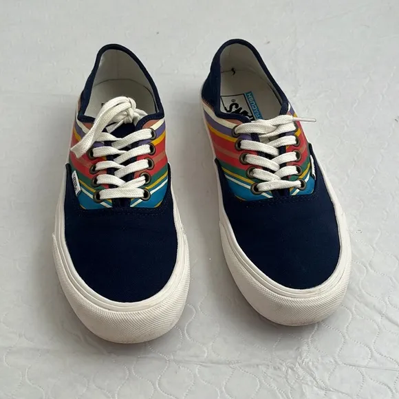 Vans retro stripe dress blues multicolor ultra cush low top sneakers