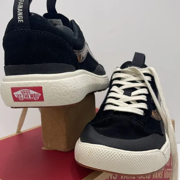 Vans WMNS Black and Brown Sneakers Ultrarange ExoPatent Leopard BlkVN0A4UWMBM8