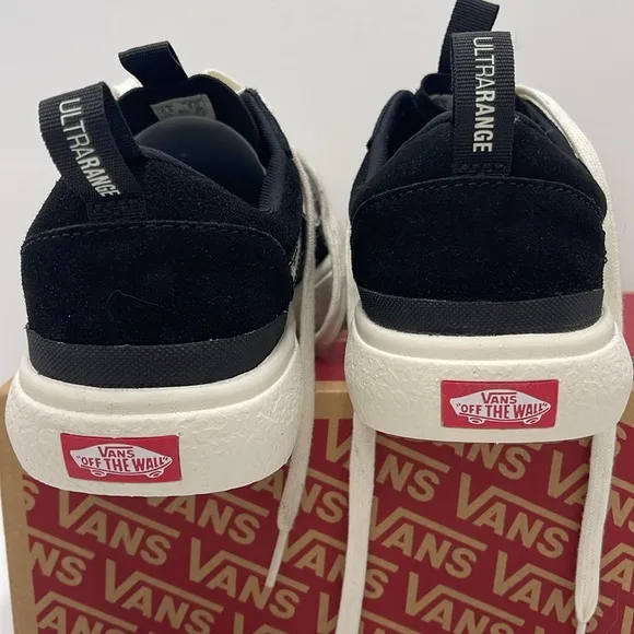 Vans WMNS Black and Brown Sneakers Ultrarange ExoPatent Leopard BlkVN0A4UWMBM8