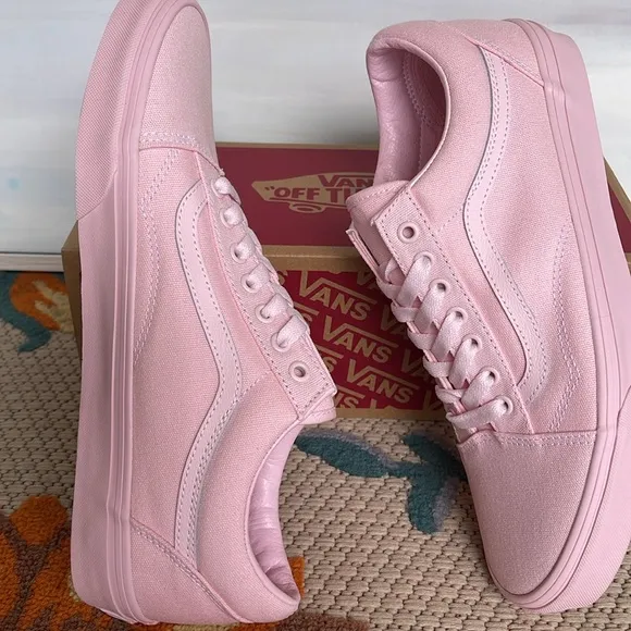 Vans WMNS Old SkoolPastel Mono PinkVN000CT8PNK Sneakers