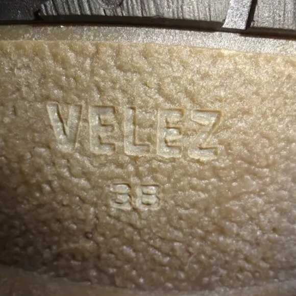 Velez Women's Size EU 38 The Authentic Columbian Leather Brown Ankle Boots