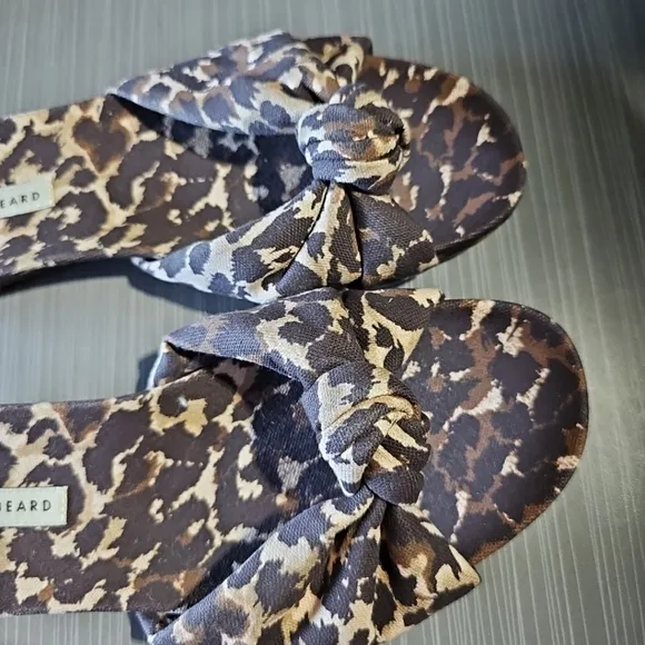 Veronica Beard Women’s Etra Leopard-Print‎ Knot Flat Sandals size 7.5M NWOT $275