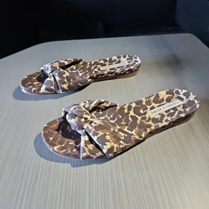 Veronica Beard Women’s Etra Leopard-Print‎ Knot Flat Sandals size 7.5M NWOT $275
