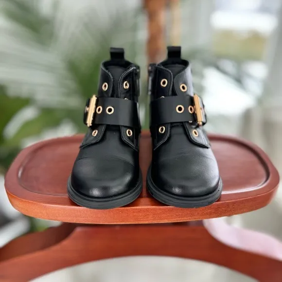 VERSACE Baby Girls Golden Buckle Boots in Black - size EUR22/US6