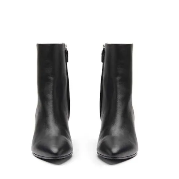 Vic Matie Black Leather Ankle Boots with Shell-Sha