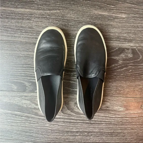 Vince Black Leather Loafers Slip-Ons
