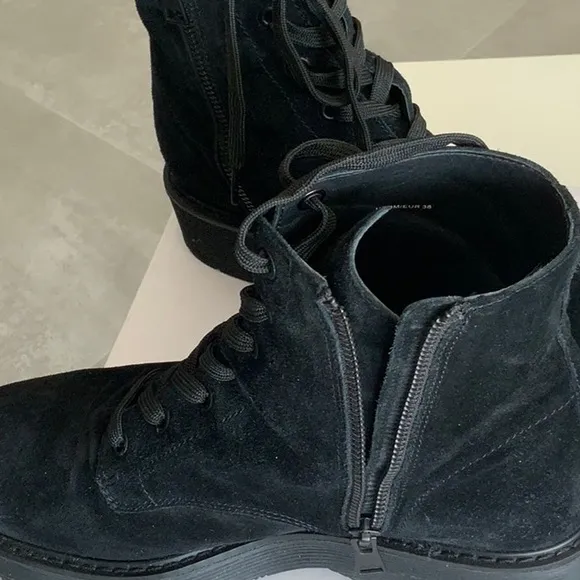 ‘’Vince’’ boots