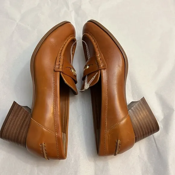 Vince Camuto Carissla Leather Penny Loafers