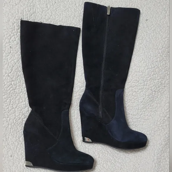 Vince Camuto Cessia Wedge Heel.Boot