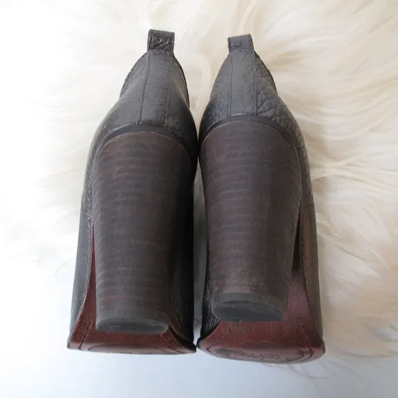 VINCE CAMUTO Federa Boots in Gunmetal