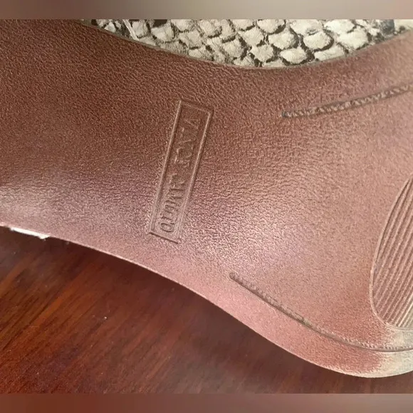 VINCE CAMUTO WOMENS SLIP-ON‎ ANKLE BOOTS/BOOTIE LEATHER SNAKE DESIGN SIZE 10