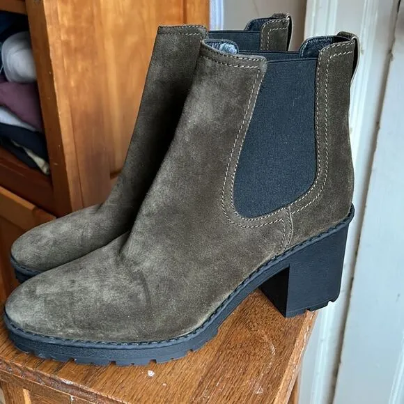 VINCE Henderson boots, size 11 or 41 euro.