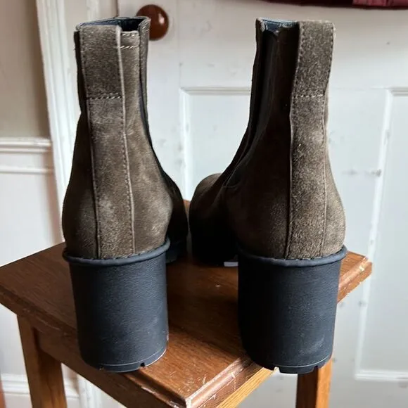 VINCE Henderson boots, size 11 or 41 euro.