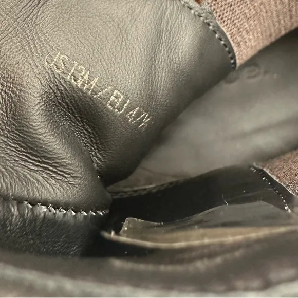 Vince Mens Leather Pull On Chelsea Boots in Black