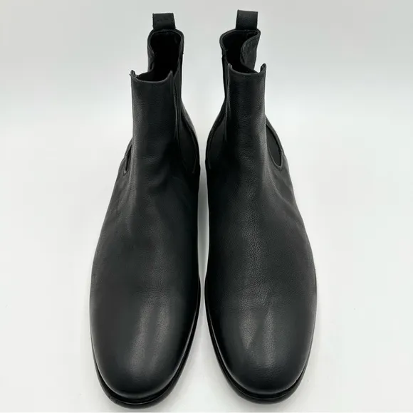 Vince Mens Leather Pull On Chelsea Boots in Black