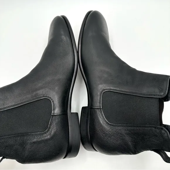 Vince Mens Leather Pull On Chelsea Boots in Black