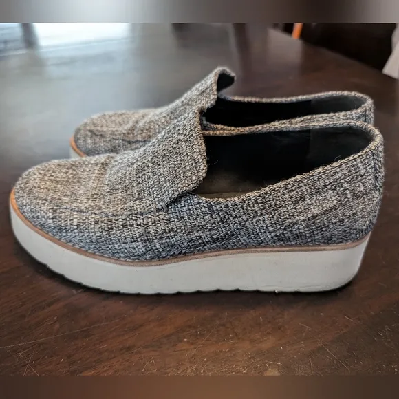 Vince. Zeta Tweed Platform Loafers.  Grey.  Women's 6. GUC