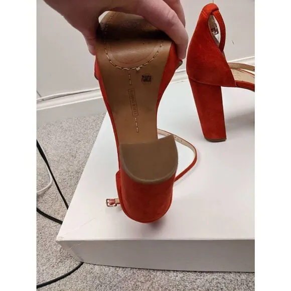 Vince Camuto Womens High Heeled Open Toe Scalloped Strap Red Sandals Size 7.5