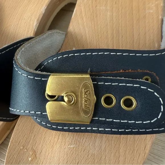 Vintage 1970s Dr. Scholl's Navy Leather &amp; Wood Classic Exercise Sandals size 8