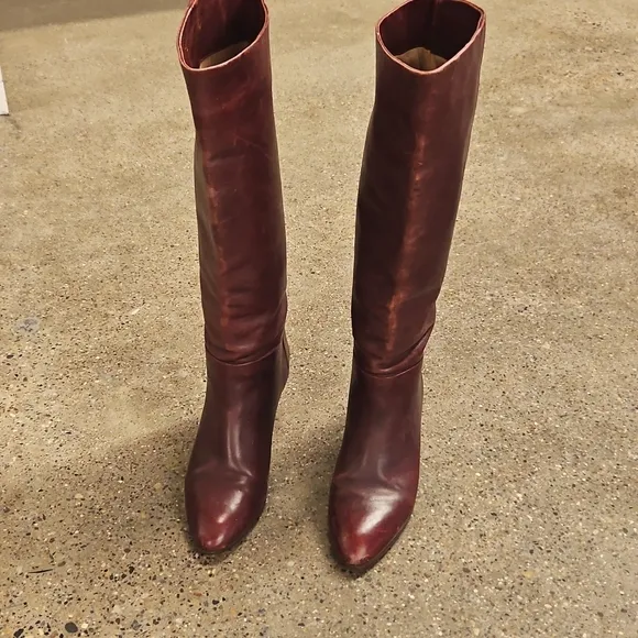 Vintage 1970's Tiamo Women's Italian Burgandy Soft Leather Boots size 8M
