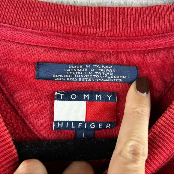 Vintage 2001 Tommy Hilfiger Red Heavyweight Crewneck Sweatshirt – Embroidered