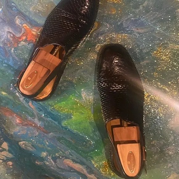 Vintage 90s PAOLO DE MARCO genuine crocodile buckle Black Men's sandals Size 11