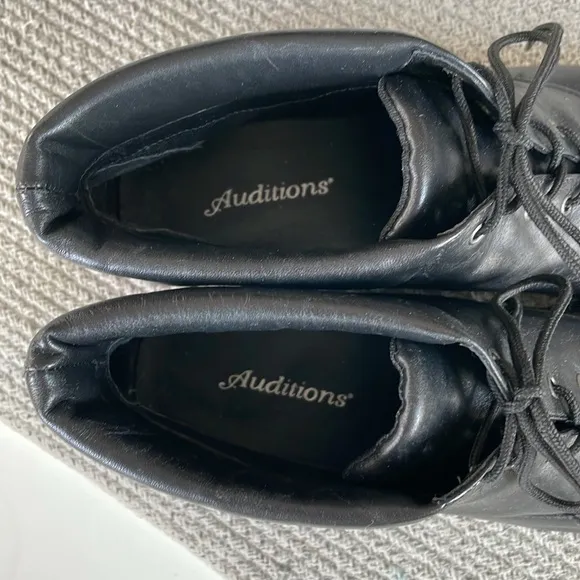 Vintage Auditions Black Leather Lace Up Bootie Ankle Boots Size 9.5N