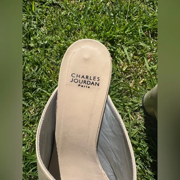 Vintage Charles Jourdan Block Heel Tan Sandals Sz 10