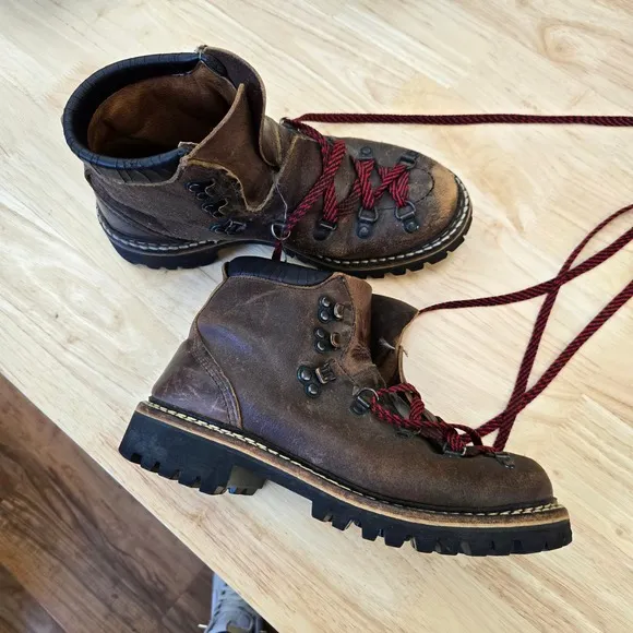 Vintage Dexter Leather Hiking Boots 1980s/1990s Mod 7.5/8 Resoled Vibram Soles