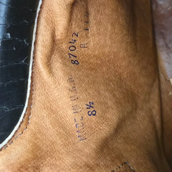Vintage Dexter Leather Hiking Boots 1980s/1990s Mod 7.5/8 Resoled Vibram Soles