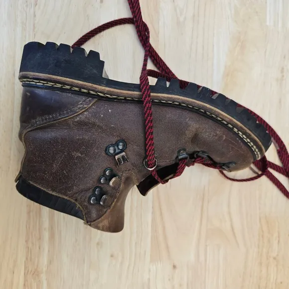 Vintage Dexter Leather Hiking Boots 1980s/1990s Mod 7.5/8 Resoled Vibram Soles