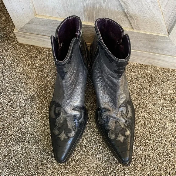 Vintage Donald Pliner Cowboy Boots Silver Black Ankle Bootie Shootie 5.5