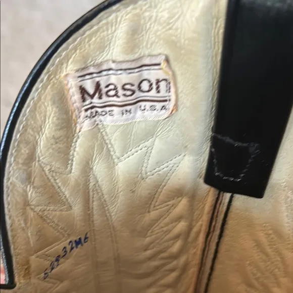 Vintage Mason Black Western Boots with Classic Stitching
