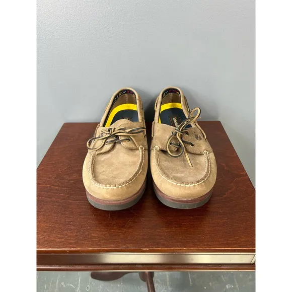 Vintage Men's Timberland Brown leather loafers