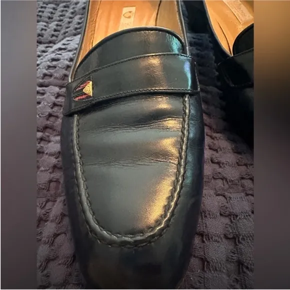 Vintage Navy Blue Low Heel Loafer Size 10.5.