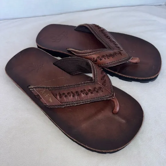 Vintage New Abercrombie &amp; Fitch Men’s Leather Sandals Brown Size Small 7.5-8.5