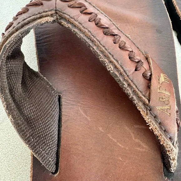 Vintage New Abercrombie &amp; Fitch Men’s Leather Sandals Brown Size Small 7.5-8.5