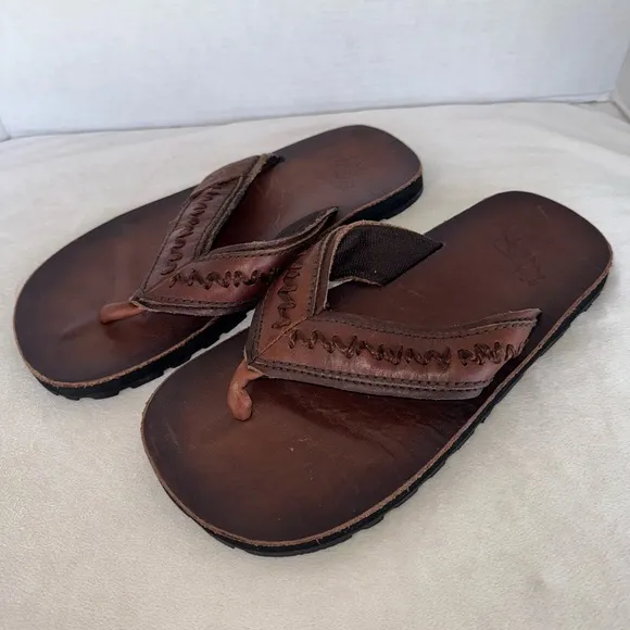 Vintage New Abercrombie &amp; Fitch Men’s Leather Sandals Brown Size Small 7.5-8.5