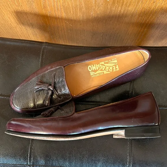 Vintage Salvatore Ferragamo Croc Embossed Burgundy Leather Tassel Penny Loafers