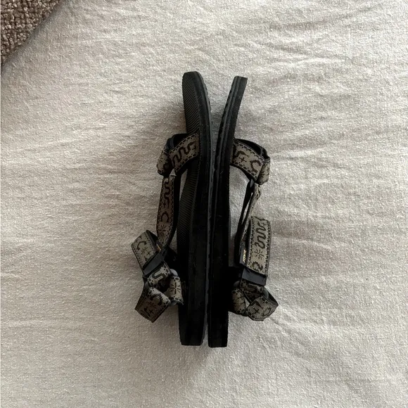Vintage Teva Classic Sandals