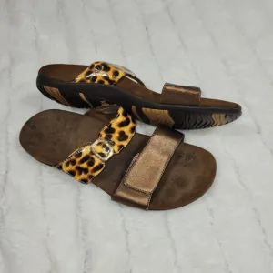 Vionic 8 Women Orthaheel Animal Leopard print sandals
