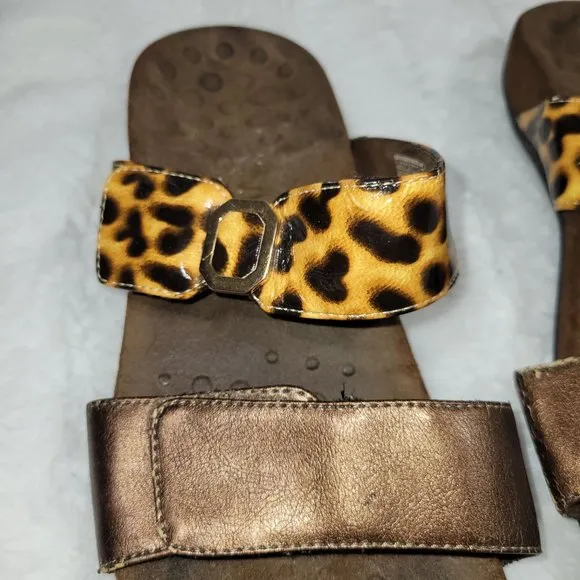 Vionic 8 Women Orthaheel Animal Leopard print sandals
