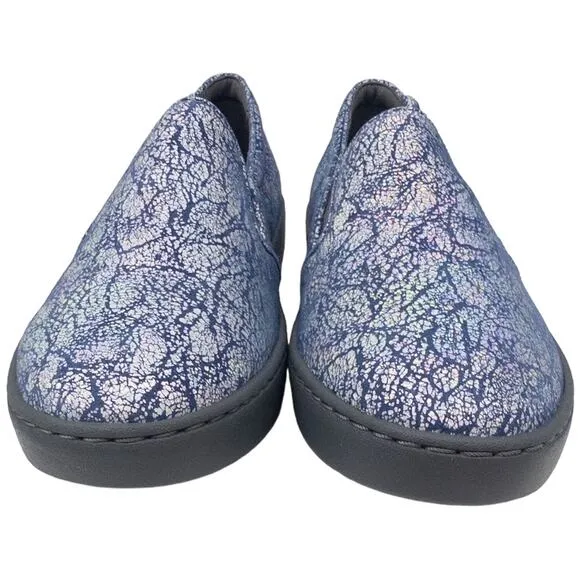 Vionic Avery Slip On Blue Metallic Suede Sneakers Loafers 9 Women's