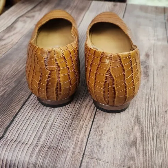 Vionic Hannah Croc orthaheel camel/tan classic casual flats loafers sz 9.5