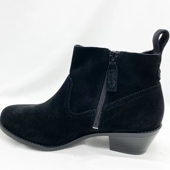 Vionic Vera Water Resistant Orthotic Black Suede Ankle Boots 7.5 NEW