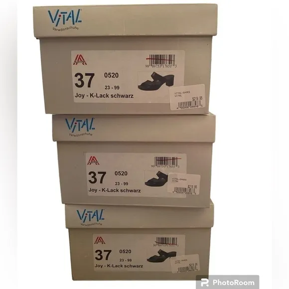 Vital Joy Mules Sandals Lack Schwarz