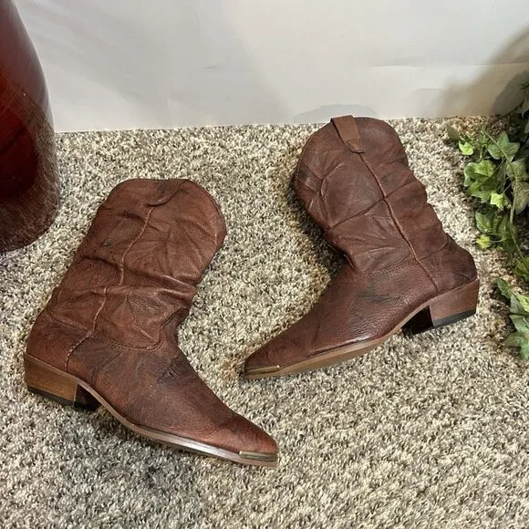 Vtg Western Red Brown Leather Made In USA Western Boots Women 5.5 M Slouchy New