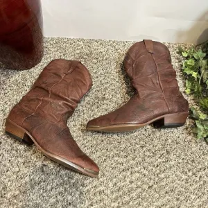 Vtg Western Red Brown Leather Made In USA Western Boots Women 5.5 M Slouchy New
